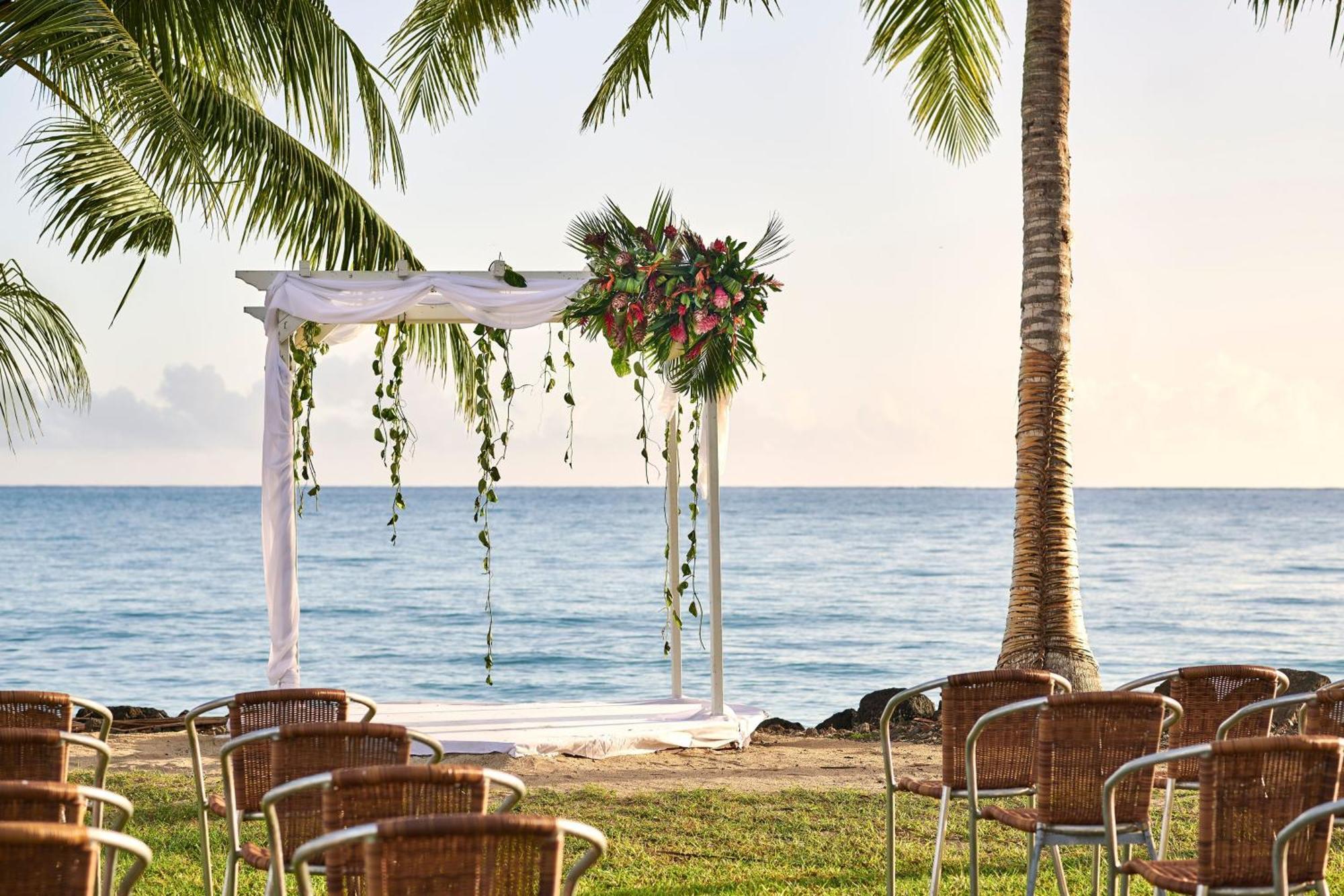 Sheraton Samoa Beach Resort Mulifanua Екстериор снимка