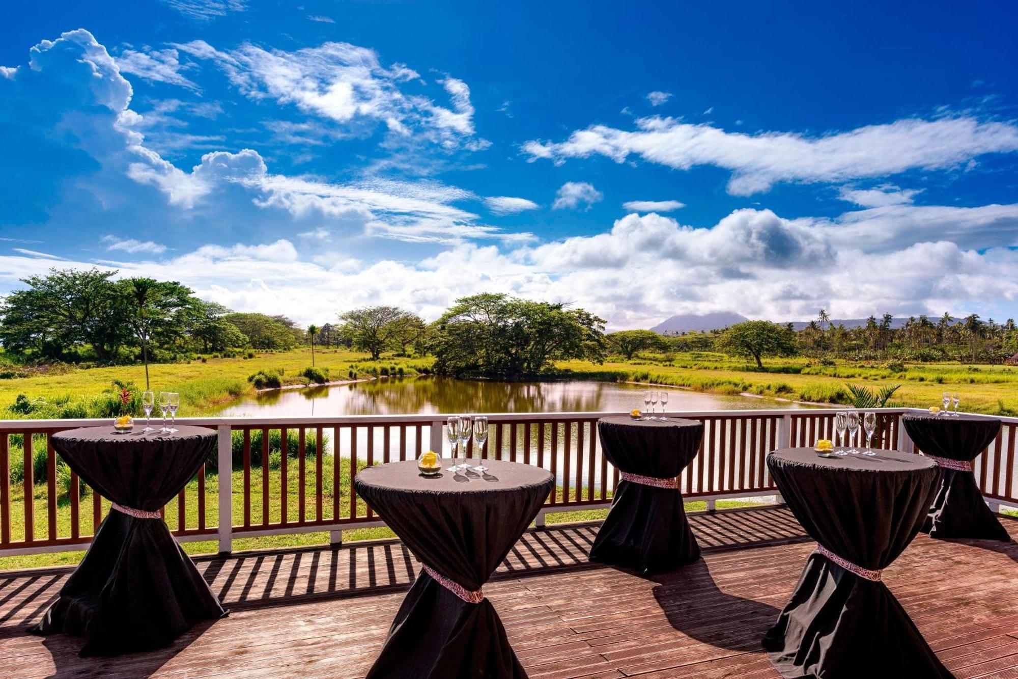 Sheraton Samoa Beach Resort Mulifanua Екстериор снимка