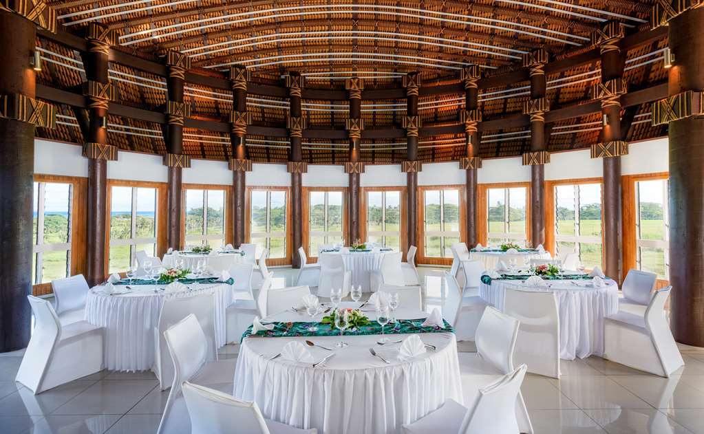 Sheraton Samoa Beach Resort Mulifanua Екстериор снимка